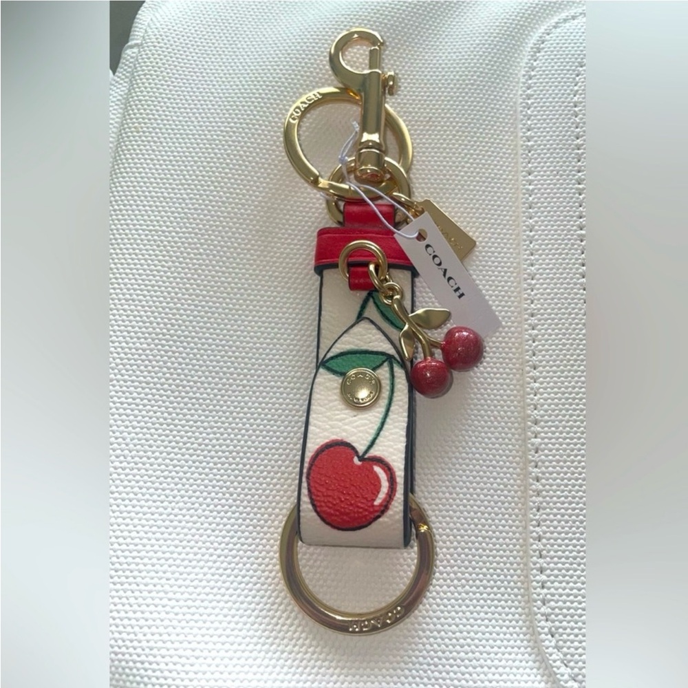 NWT Coach Trigger Snap Bag Charm With Heart Cherry Print